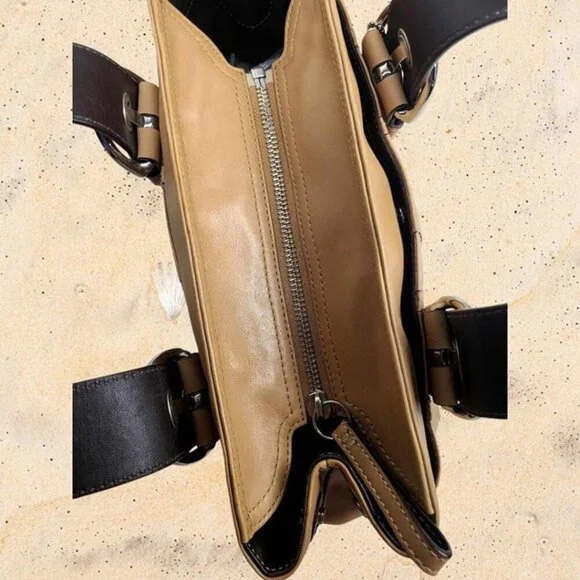 COACH Soho Tan Leather Bag in tan/camel - Picture 9 of 9